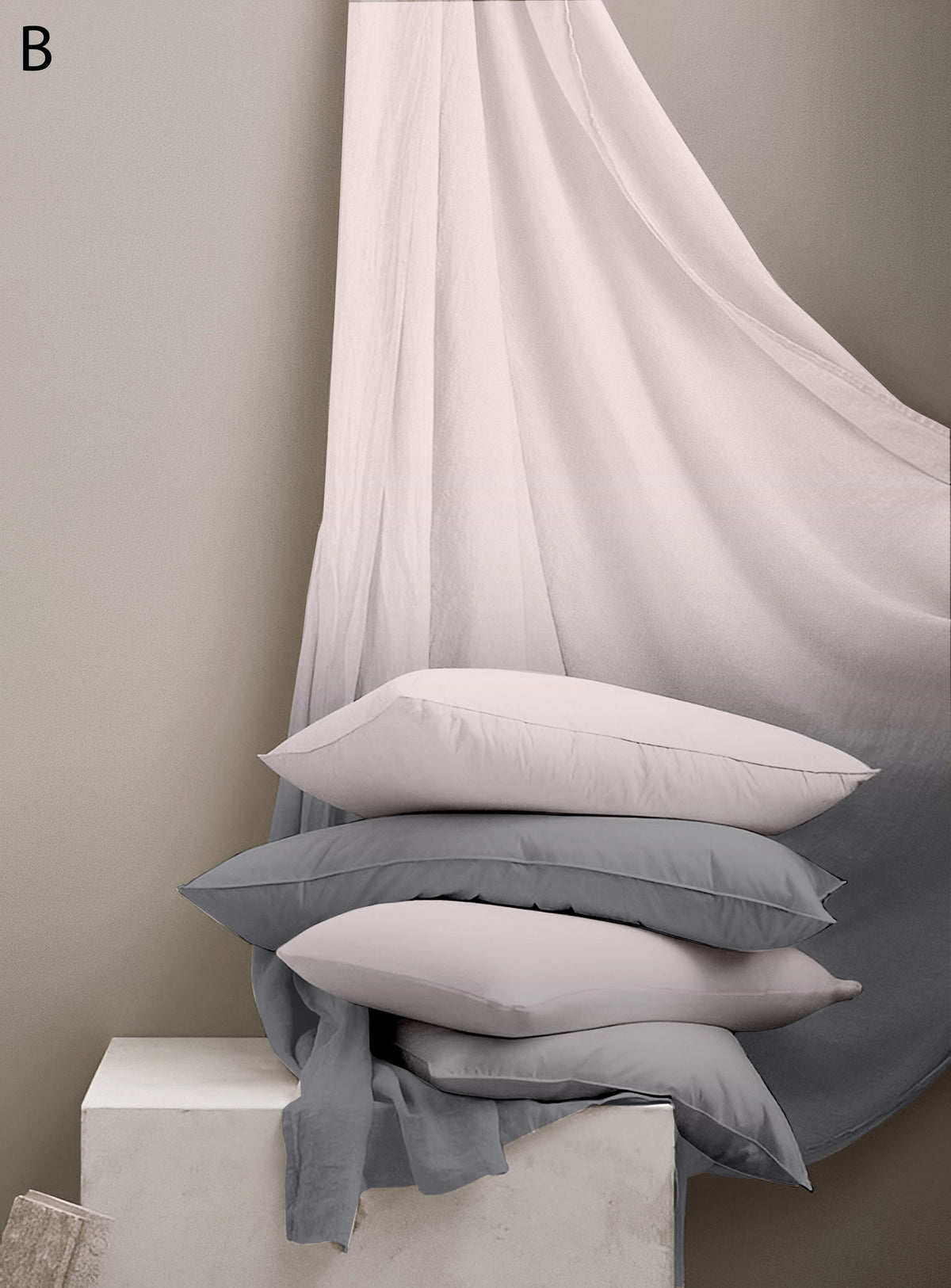 Luxurious Digital Ombre Pure Cotton King Size Bedsheet with 2 Pillow Covers