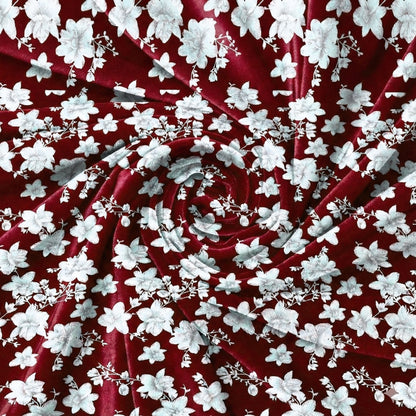 Fabicra Designer Warm Elastic Fitted King Bedsheet with 2 Pillow Covers(NEW)