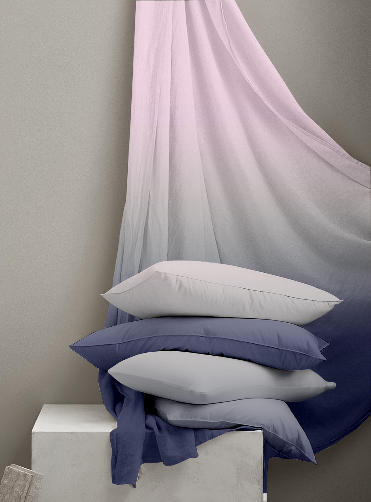 Luxurious Digital Ombre Pure Cotton King Size Bedsheet with 2 Pillow Covers