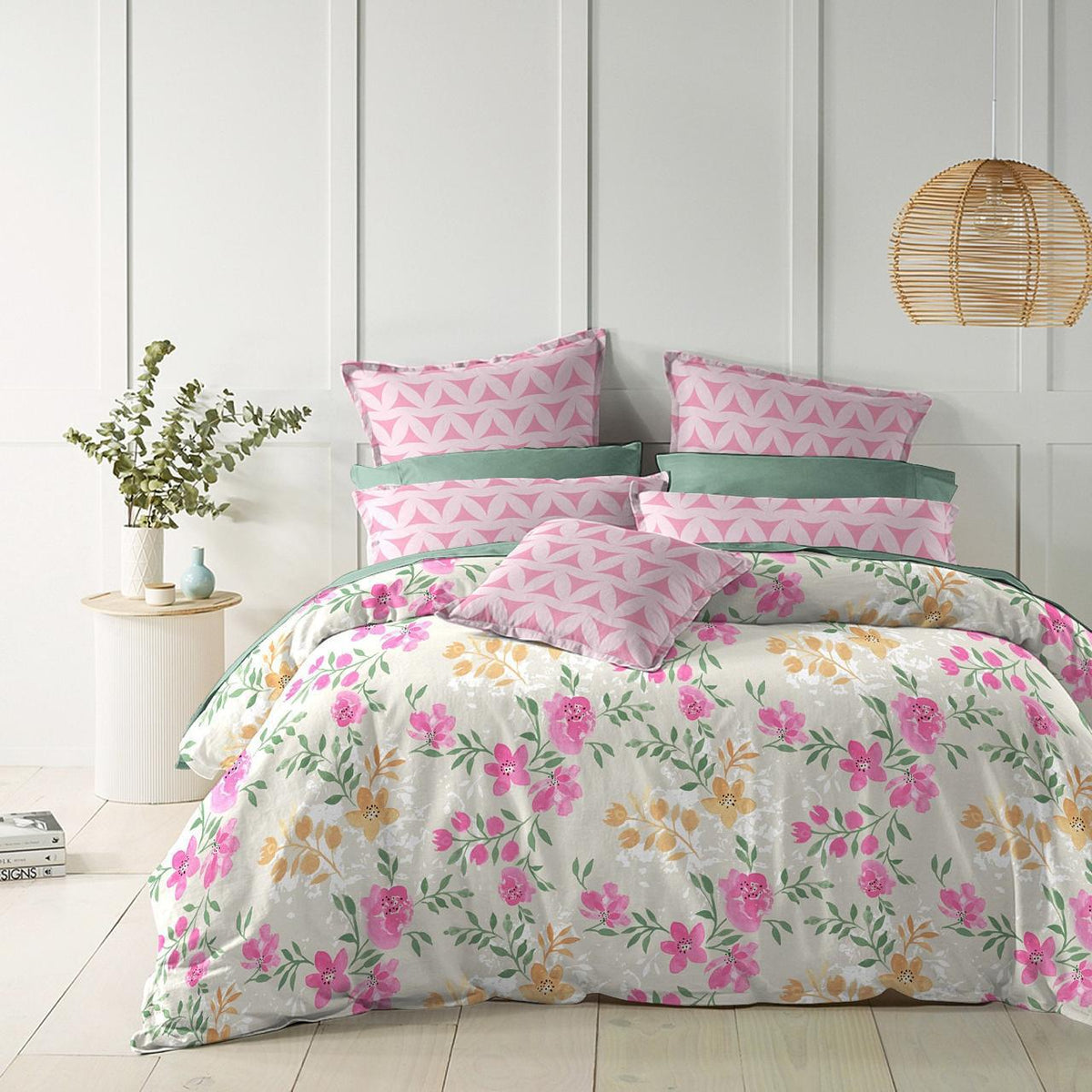 Fabicra Summer Cotton Elastic Fitted King Size Double Bed Bedsheet with 2 Pillow Covers (New)